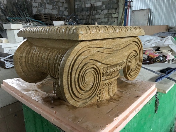 Капитель колонны - ручная работа скульптора